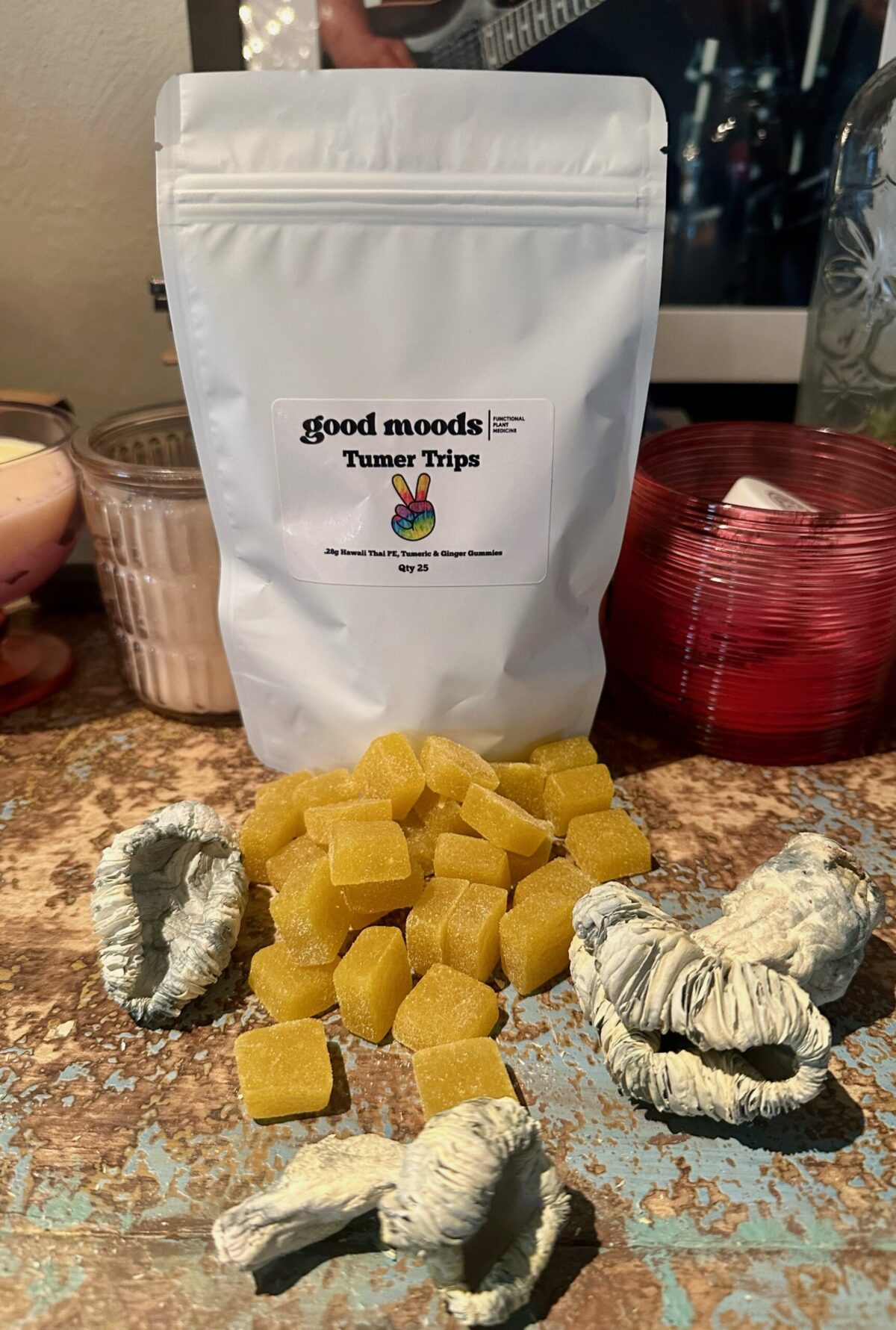 Tumer Trips Gummies w/ Hawaii'n Thai PE. x 25 - Good Moods Magic Mushrooms Gummies